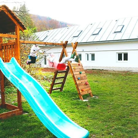 Amálkin Dvor Podbrezova