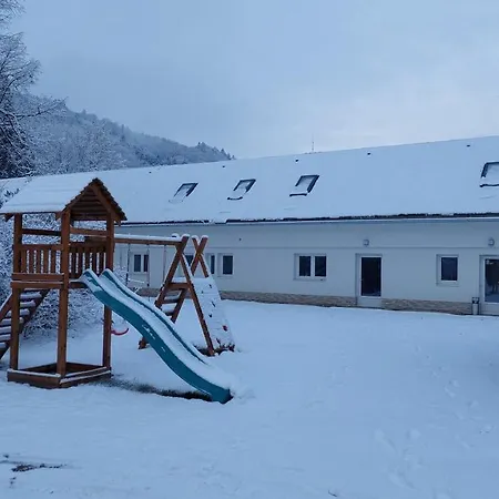 Amalkin Dvor Chalet *